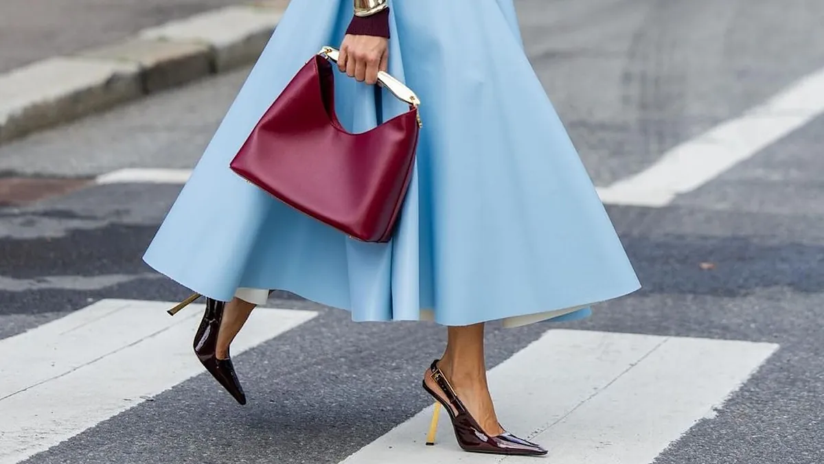 O sapato que mais combina com cada vestido tendência de outono, 5 combinações para um bom look